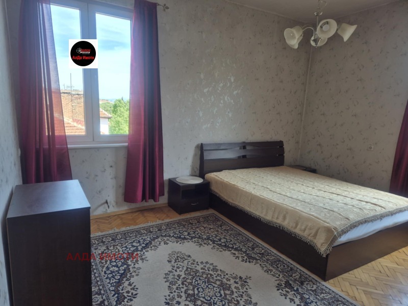 Издаје се  1 спаваћа соба Софија , Обориште , 83 м2 | 15822590 - слика [5]