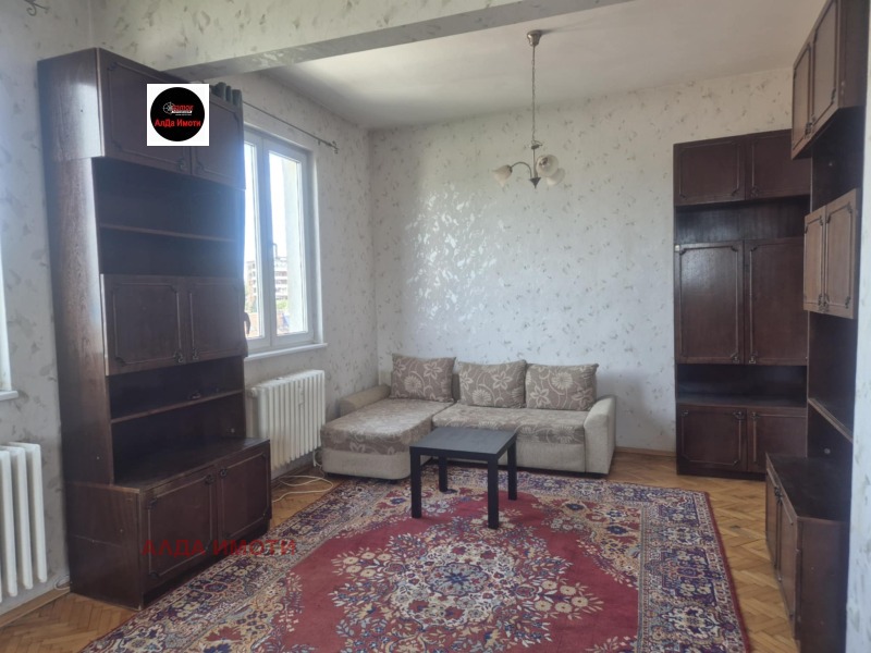 Издаје се  1 спаваћа соба Софија , Обориште , 83 м2 | 15822590 - слика [10]