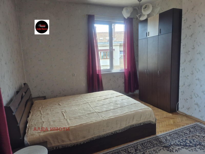 Издаје се  1 спаваћа соба Софија , Обориште , 83 м2 | 15822590 - слика [6]