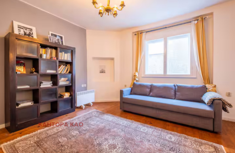 Te huur  2 slaapkamers Sofia , Tsentar , 140 m² | 33371062 - afbeelding [4]