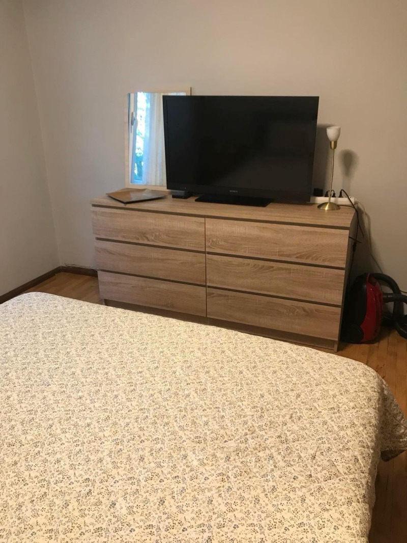 Kiadó  2 hálószobás Plovdiv , Marasa , 100 négyzetméter | 69872685
