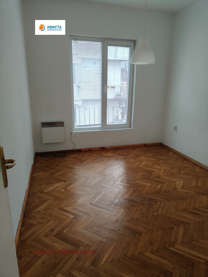 Дава под наем 3-СТАЕН, гр. София, Оборище, снимка 5 - Апартаменти - 53367005