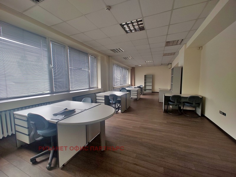 Til leje  Kontor Sofia , NPZ Hadzhi Dimitar , 255 kvm | 47113009