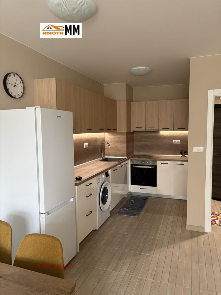 Дава под наем 2-СТАЕН, гр. Пловдив, Тракия