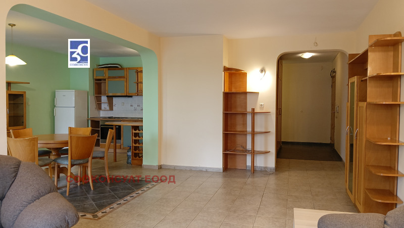 Te huur  2 slaapkamers Sofia , Banisjora , 130 m² | 23038633