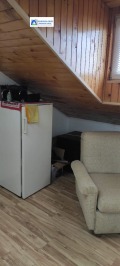 Под наем АТЕЛИЕ, ТАВАН, град Плевен, Идеален център • 400 лв. / 204.52 € • 65632476 6