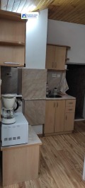 Под наем АТЕЛИЕ, ТАВАН, град Плевен, Идеален център • 400 лв. / 204.52 € • 65632476 8