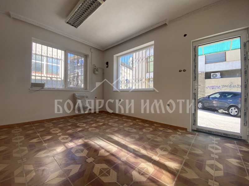Da affittare  Negozio Veliko Tarnovo , Tsentar , 16 mq | 49262813 - Immagine [2]