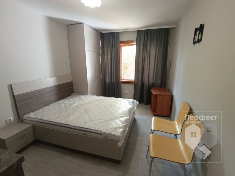 De inchiriat  Cameră Velico Târnovo , Țentâr , 13 mp | 46403449