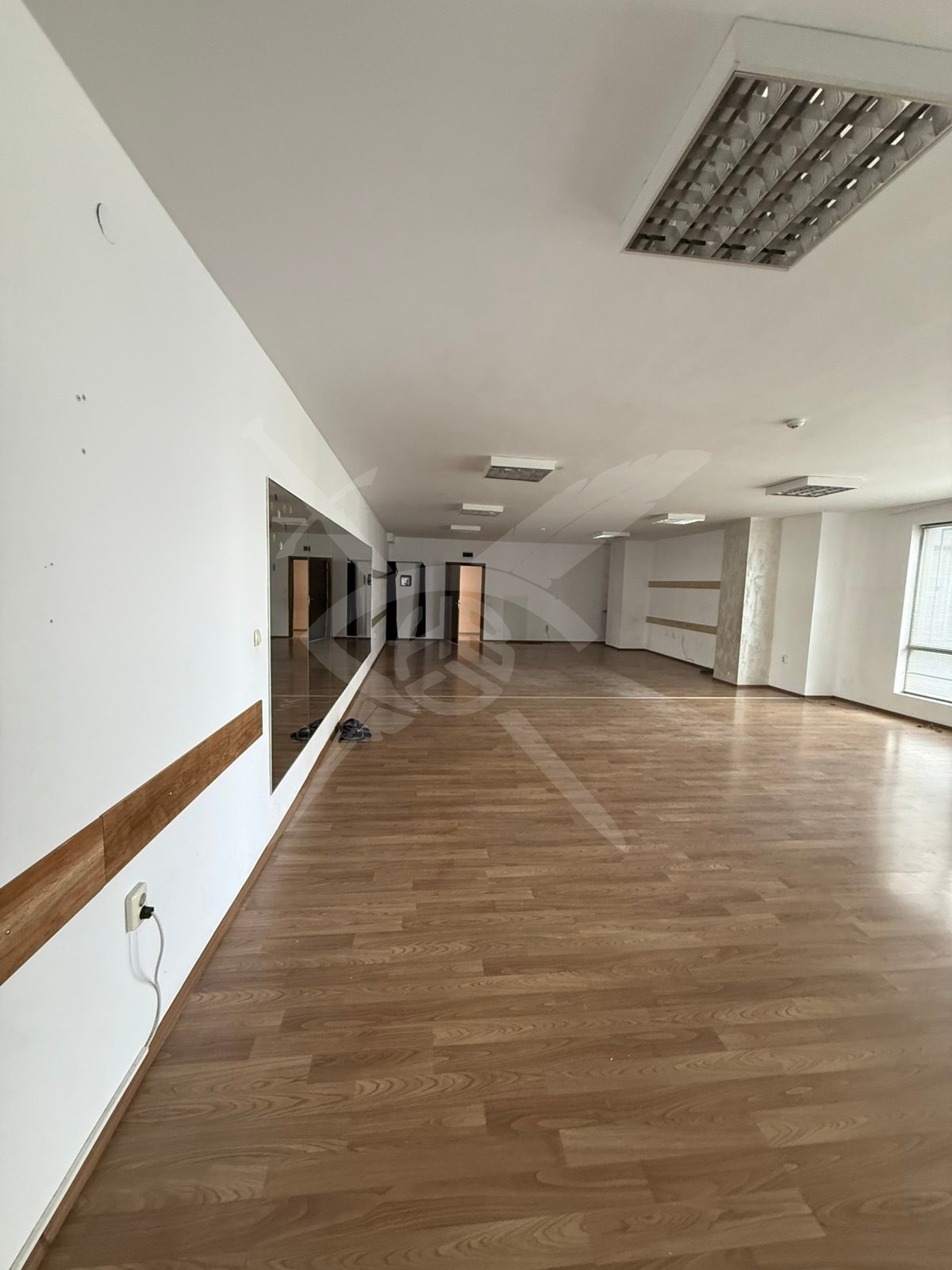 Дава под наем ОФИС, гр. Стара Загора, Център