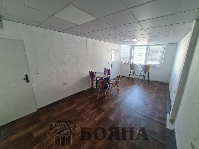 K pronájmu  Kancelář Ruse , Centar , 18 m2 | 88385399 - obraz [6]