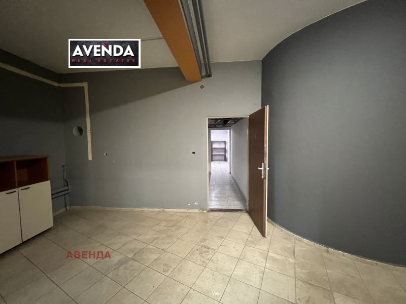 De inchiriat  Birou Sofia , Strelbiște , 434 mp | 40368559 - imagine [7]