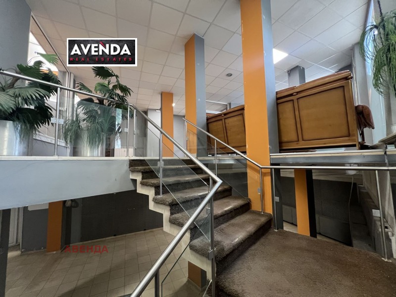 De inchiriat  Birou Sofia , Strelbiște , 434 mp | 40368559 - imagine [2]