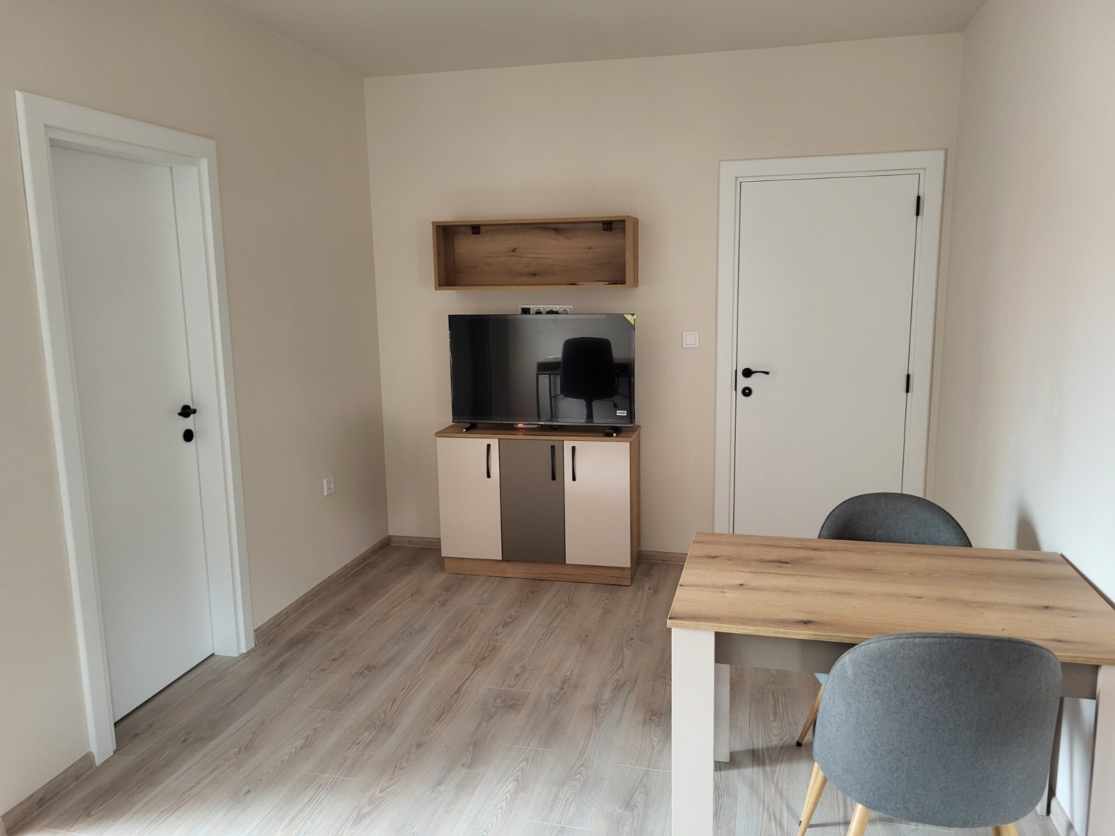 Дава под наем 2-СТАЕН, гр. Пловдив, Център, снимка 7 - Апартаменти - 54080244