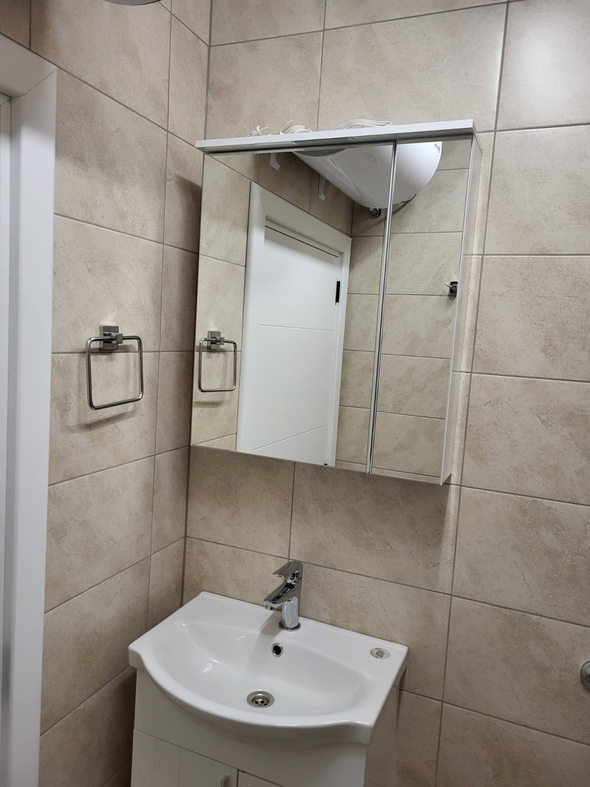 Дава под наем 2-СТАЕН, гр. Пловдив, Център, снимка 5 - Апартаменти - 54080244