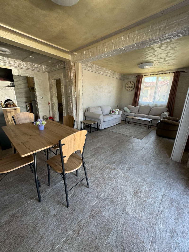 Para alugar  Casa região Sófia , Bojurichtche , 80 m² | 19801640 - imagem [12]
