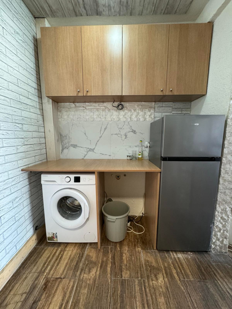 Para alugar  Casa região Sófia , Bojurichtche , 80 m² | 19801640 - imagem [9]