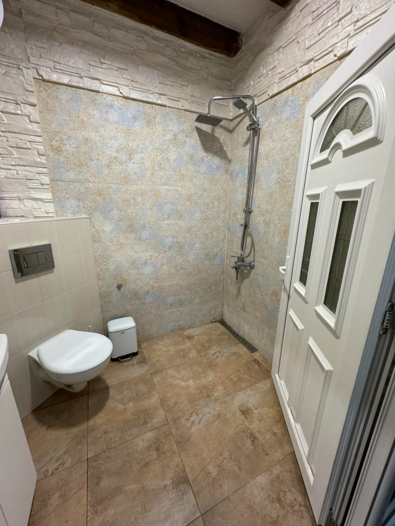 Para alugar  Casa região Sófia , Bojurichtche , 80 m² | 19801640 - imagem [7]