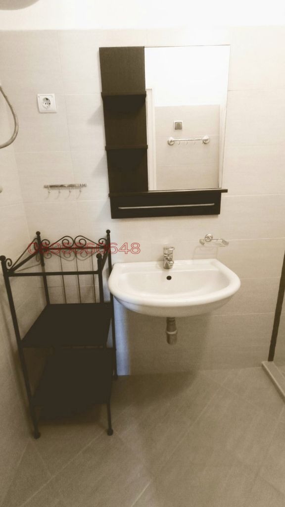 Издаје се  1 спаваћа соба Софија , Центар , 70 м2 | 57266357 - слика [6]
