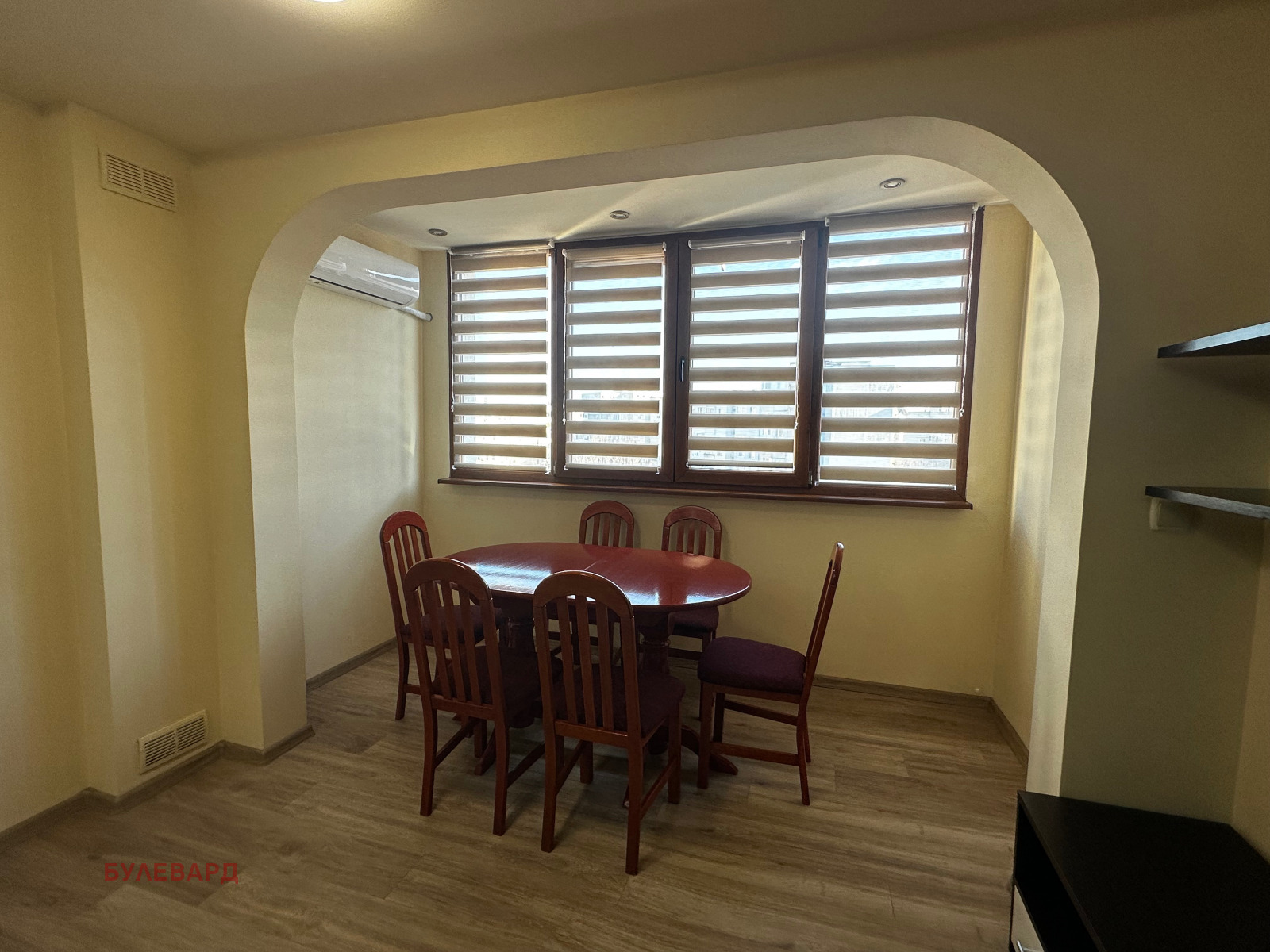 Дава под наем 3-СТАЕН, гр. София, Света Троица, снимка 4 - Апартаменти - 54002489