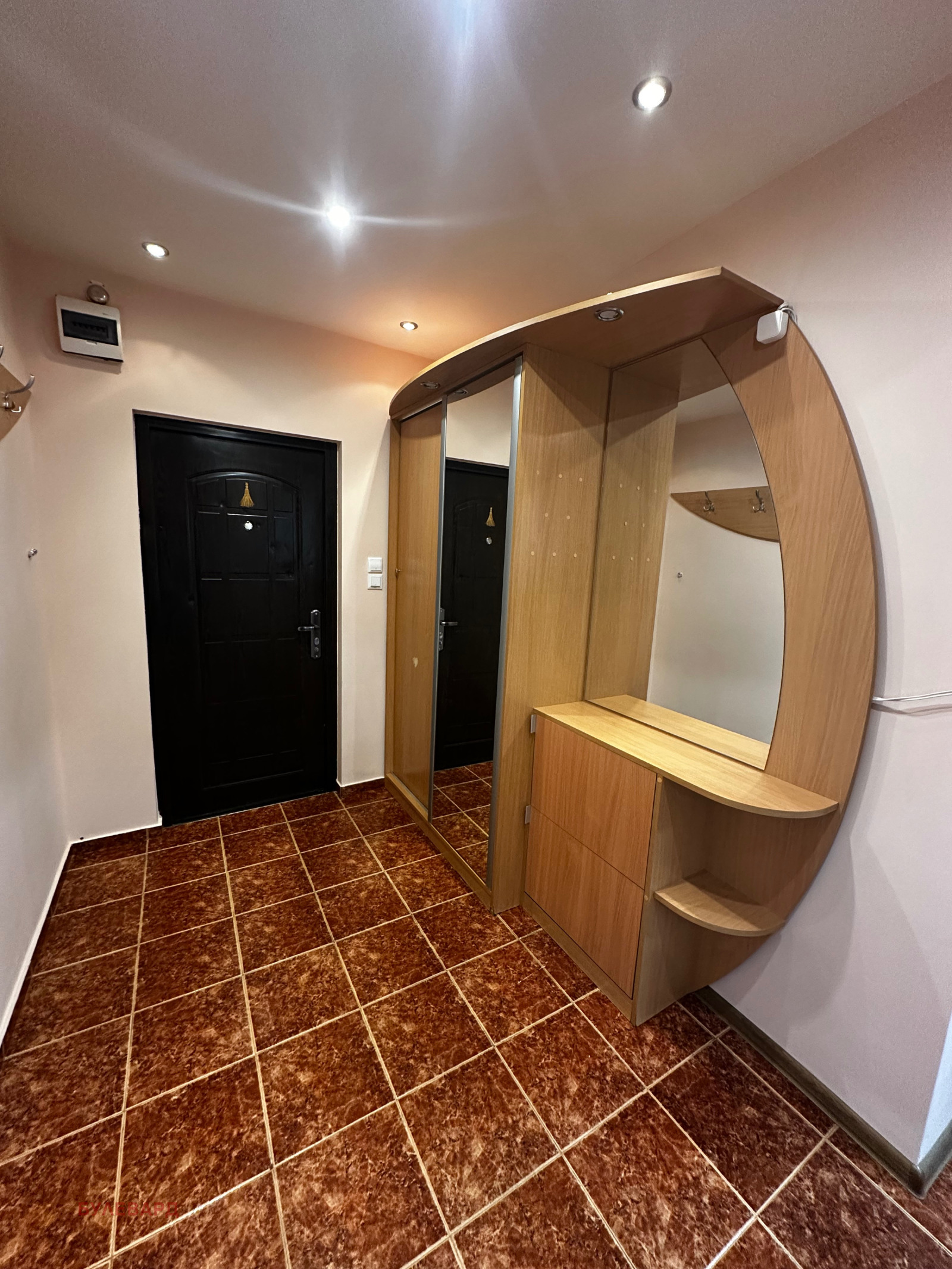 Дава под наем 3-СТАЕН, гр. София, Света Троица, снимка 13 - Апартаменти - 54002489