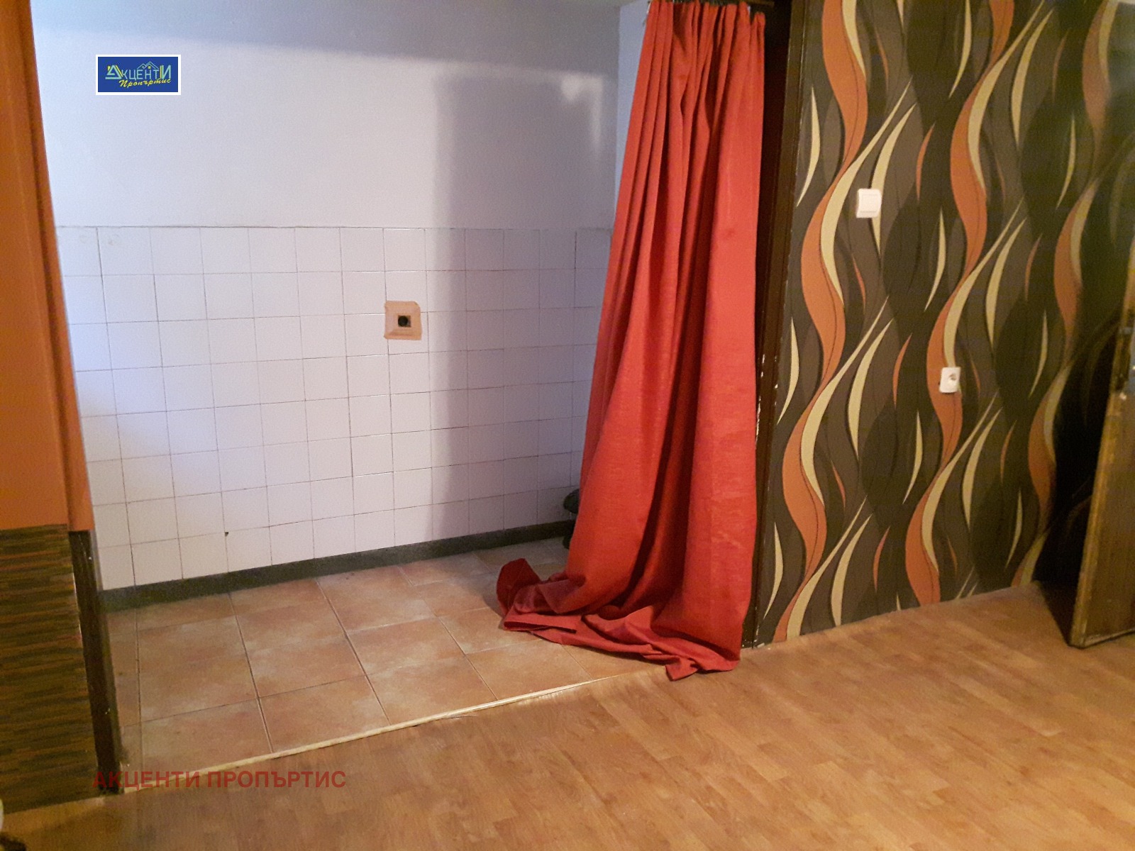 Дава под наем 1-СТАЕН, гр. Велико Търново, Център, снимка 10 - Апартаменти - 56128009