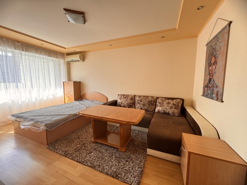 Zu vermieten  2 Schlafzimmer Burgas , Slawejkow , 75 qm | 73173935 - Bild [5]