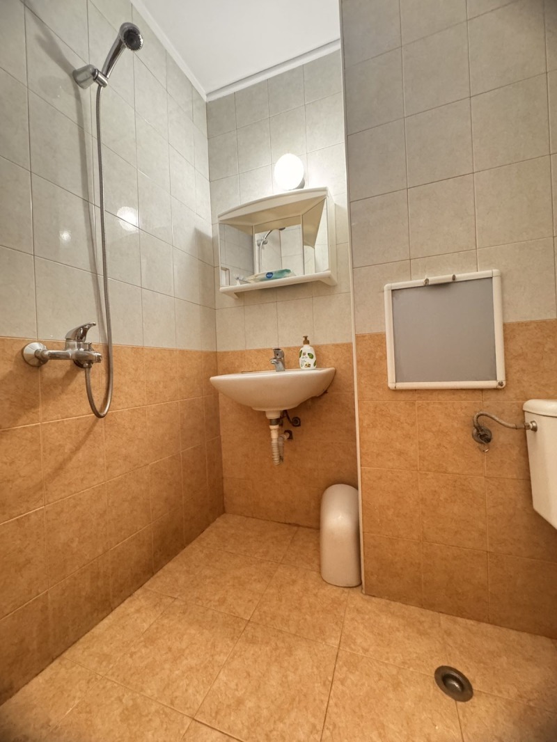 Zu vermieten  2 Schlafzimmer Burgas , Slawejkow , 75 qm | 73173935 - Bild [8]