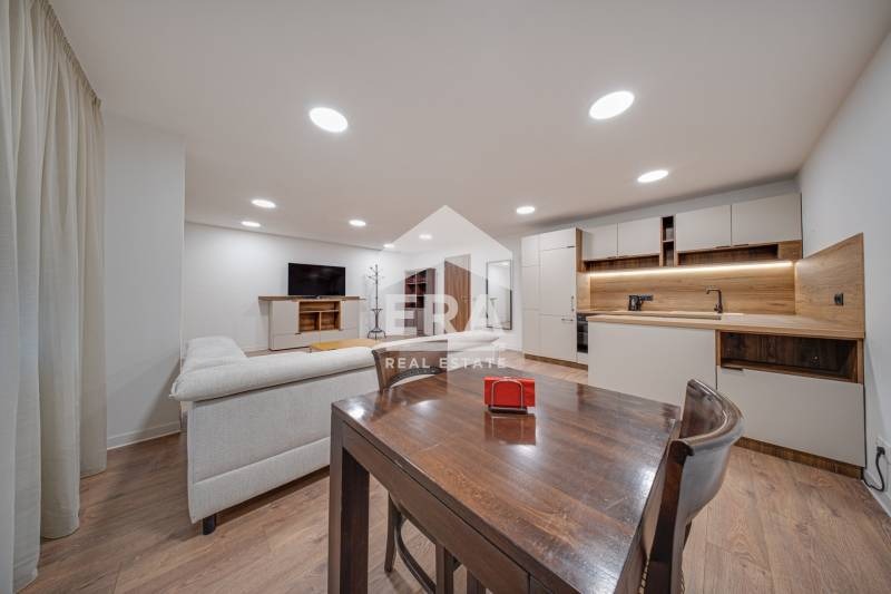 Дава под наем 3-СТАЕН, гр. София, Лозенец, снимка 2 - Апартаменти - 54051056