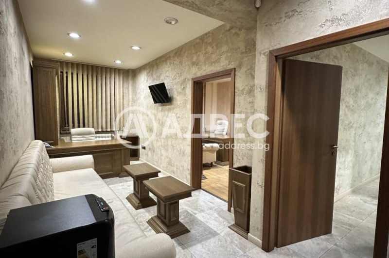 Издаје се  Канцеларија Софија , Центар , 120 м2 | 42632337 - слика [2]