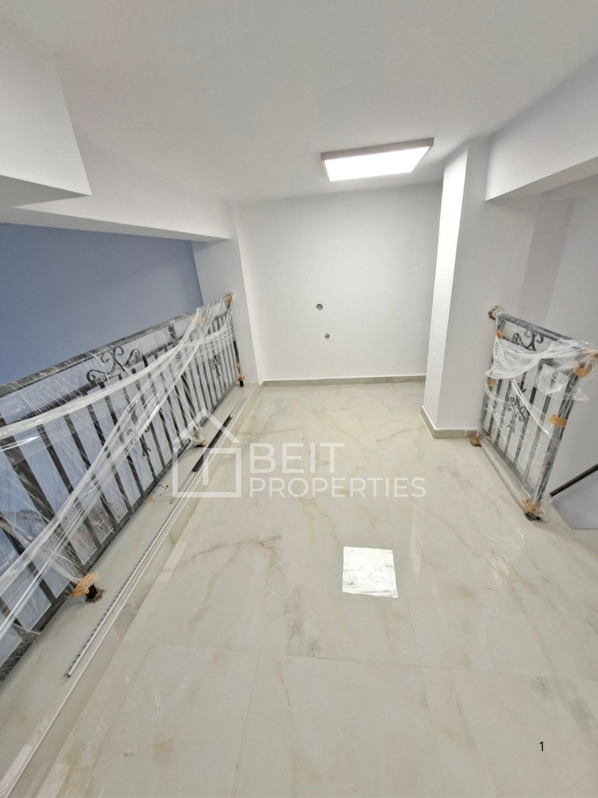 Дава под наем МАГАЗИН, гр. София, Център, снимка 2 - Магазини - 53846389