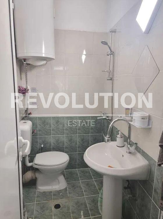 Дава под наем 3-СТАЕН, гр. Варна, Център, снимка 4 - Апартаменти - 52385835