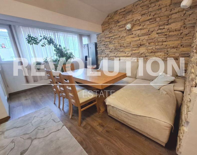 Дава под наем 3-СТАЕН, гр. Варна, Лятно кино Тракия, снимка 2 - Апартаменти - 53532914