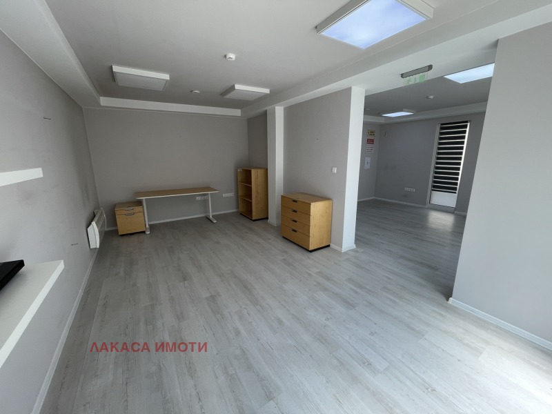 Te huur  Kantoor Sofia , Ovtsja kupel , 55 m² | 19005422 - afbeelding [5]