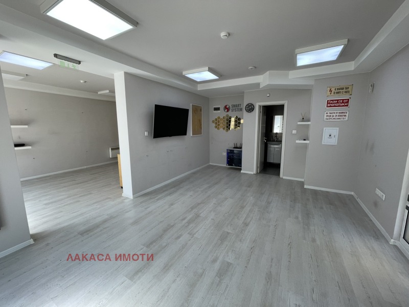 Te huur  Kantoor Sofia , Ovtsja kupel , 55 m² | 19005422 - afbeelding [2]