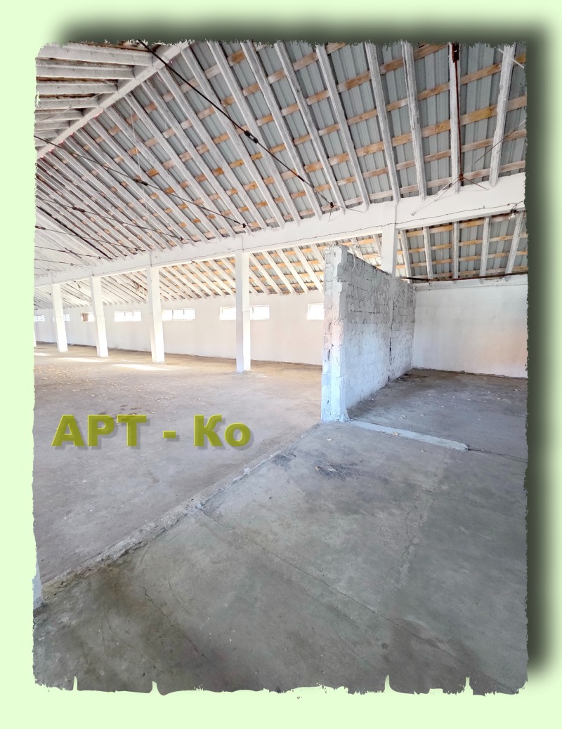 Дава под наем СКЛАД, гр. Радомир, област Перник, снимка 5 - Складове - 52403497