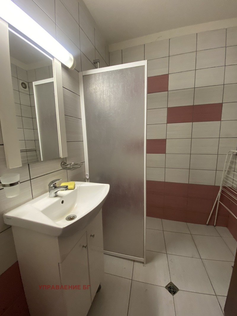 För uthyrning  Studio Sofia , Studentski grad , 50 kvm | 83393396 - bild [4]