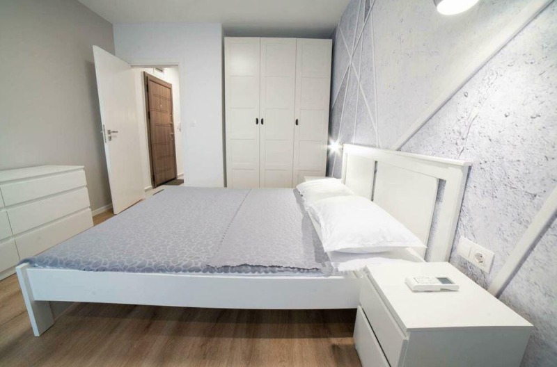 Zu vermieten  1 Schlafzimmer Burgas , Wazraschdane , 65 qm | 25792385 - Bild [5]