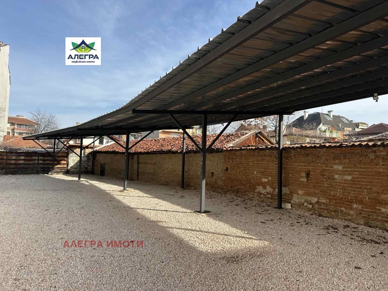 Дава под наем ГАРАЖ, ПАРКОМЯСТО, гр. Пазарджик, Идеален център, снимка 2 - Гаражи и паркоместа - 52873474