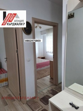 2 bedroom Vazrozhdentsi, Kardzhali 8