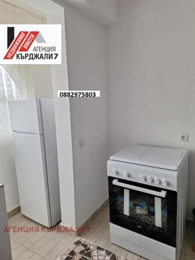 2 bedroom Vazrozhdentsi, Kardzhali 6