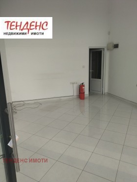 Butik Tsentar, Kardzhali 3