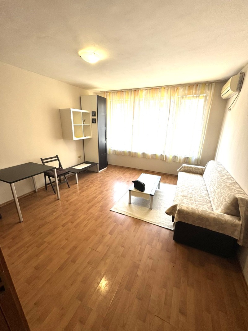 För uthyrning  1 sovrum Sofia , Reduta , 66 kvm | 33124067 - bild [2]