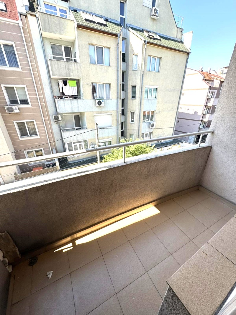 För uthyrning  1 sovrum Sofia , Reduta , 66 kvm | 33124067 - bild [7]