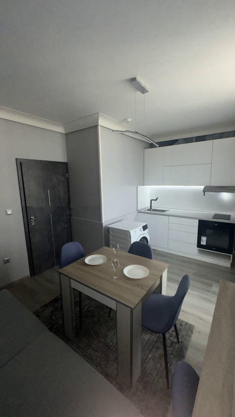 De inchiriat  1 dormitor Sofia , Vitoșa , 65 mp | 15178176