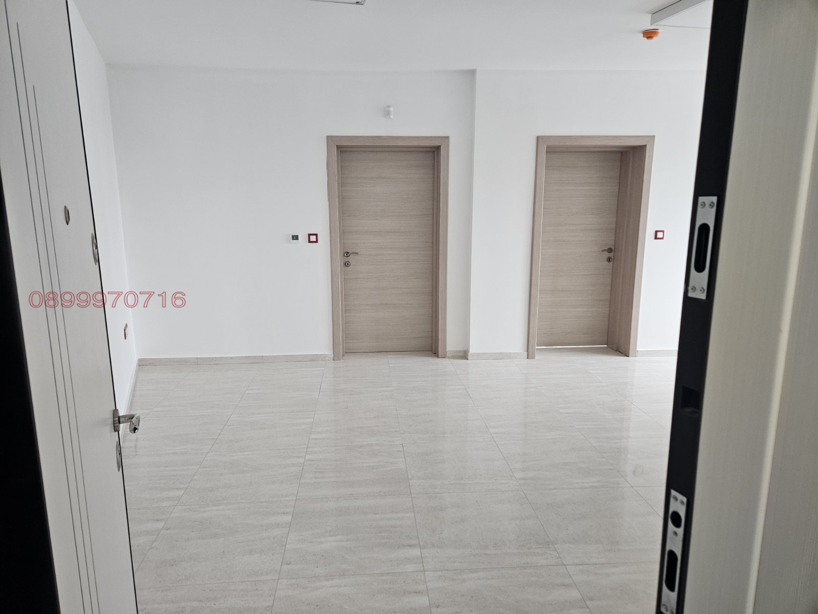 Дава под наем МАГАЗИН, гр. София, Дружба 2, снимка 16 - Магазини - 53990704