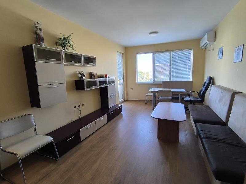Kiadó  2 hálószobás Burgas , Slavejkov , 95 négyzetméter | 40230519