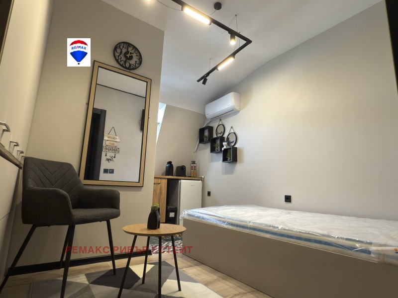 Do wynajęcia  Pokój Ruse , Centar , 17 mkw | 29294815