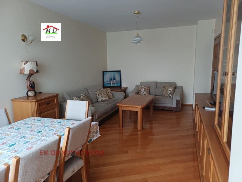 Дава под наем 3-СТАЕН, гр. София, Медицинска академия, снимка 1 - Апартаменти - 53508973