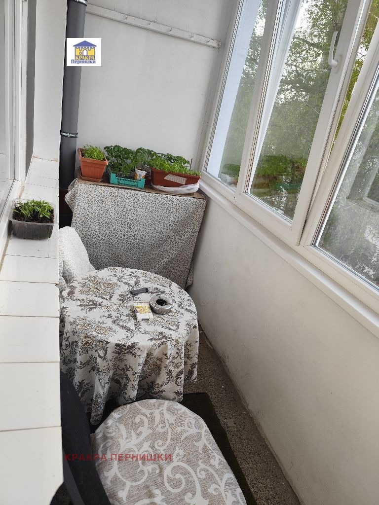 Дава под наем 1-СТАЕН, гр. Перник, Център, снимка 8 - Апартаменти - 54358013